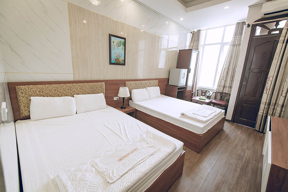 Khách Sạn Thùy Dương 2 View Biển – Bãi Tắm A Giáp Bãi B ( Click để xem chi tiết )